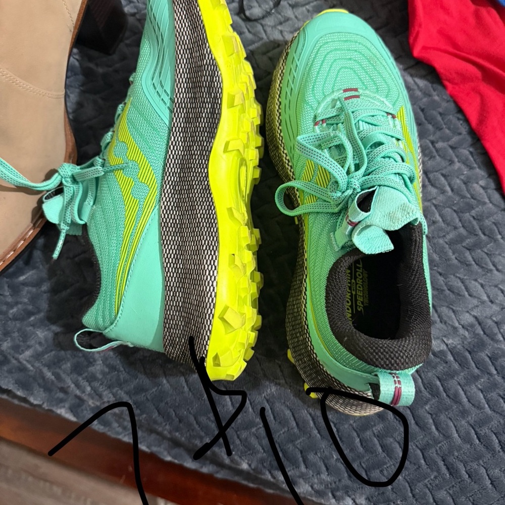 Saucony Women's Turquoise Trail Running Shoes